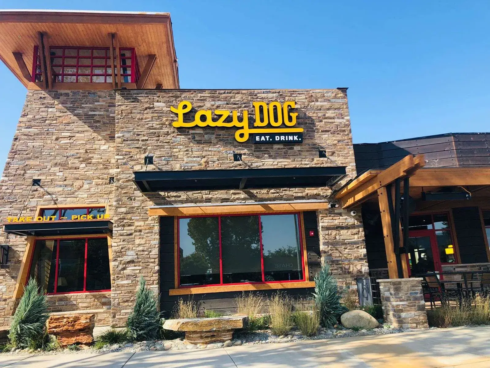 Lazy Dog Restaurant & Bar